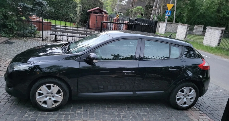 Renault Megane cena 19900 przebieg: 154600, rok produkcji 2011 z Józefów małe 172